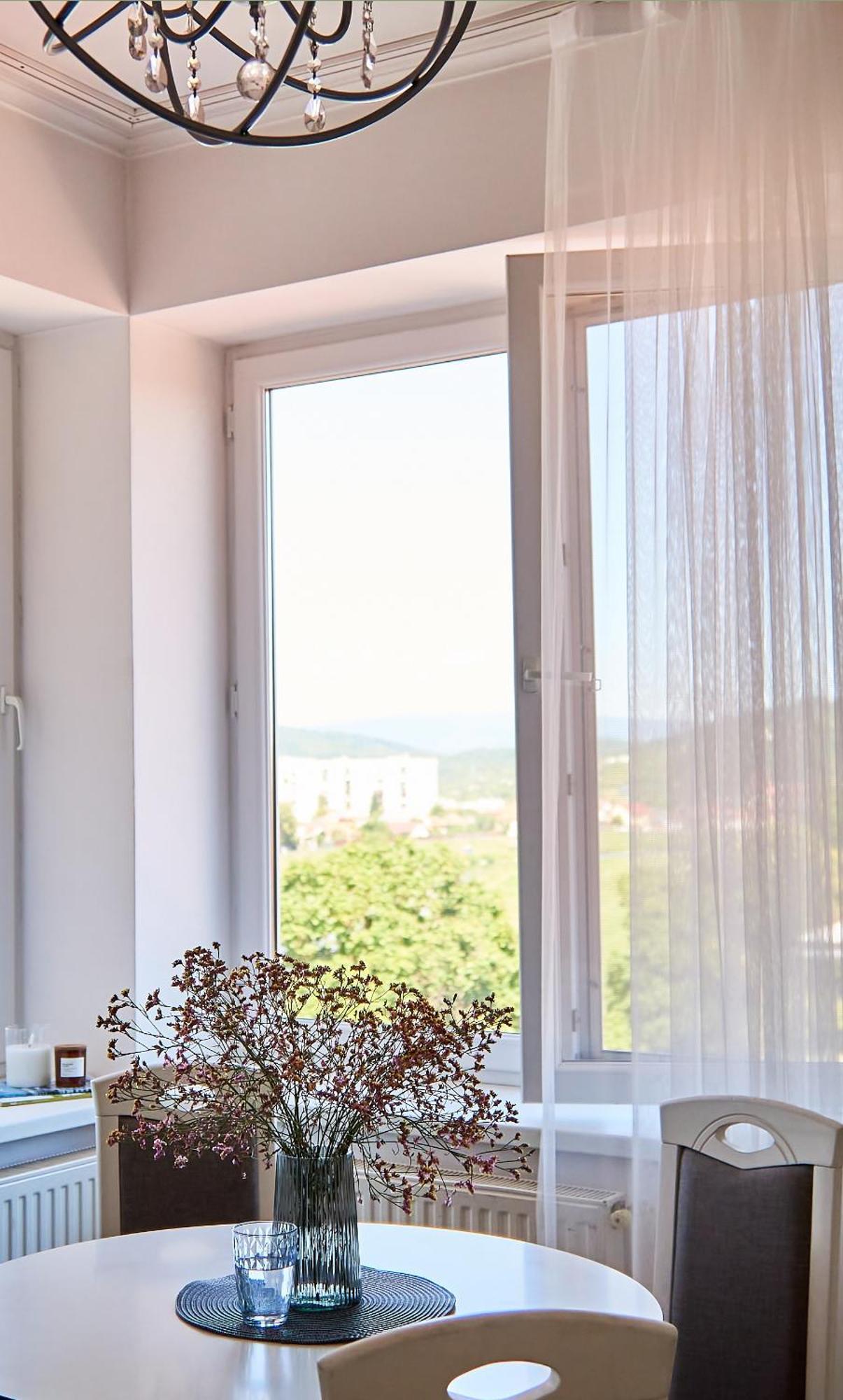 Wonderful Panoramic View Apartment Мукачеве Екстериор снимка
