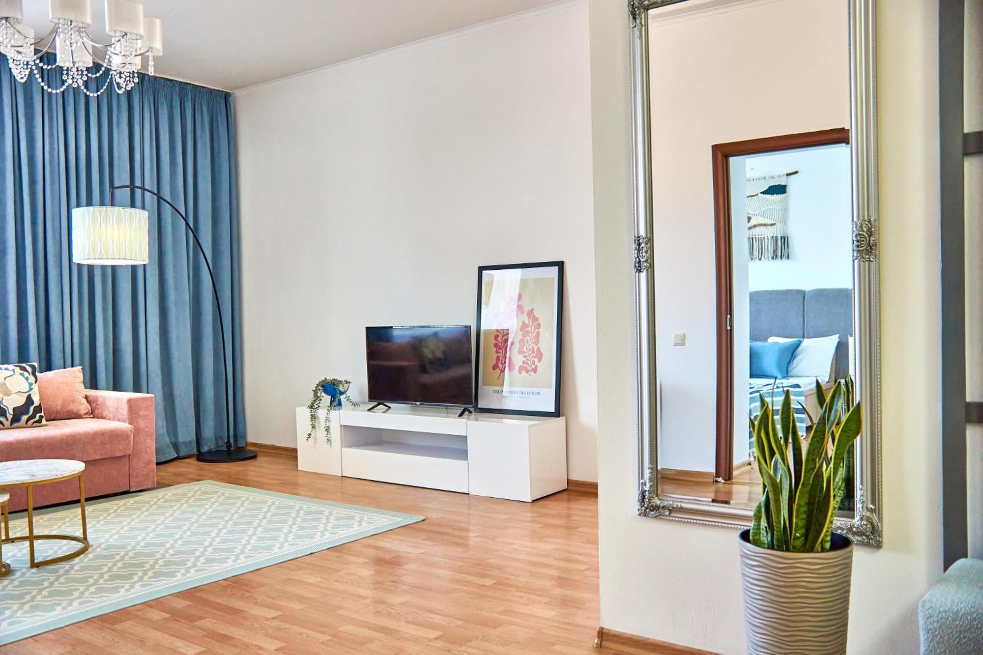 Wonderful Panoramic View Apartment Мукачеве Екстериор снимка